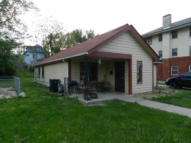 3128 Wayne Ave, Kansas City, MO 64109