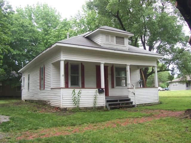 535 S Mulberry St, Ottawa, KS 66067