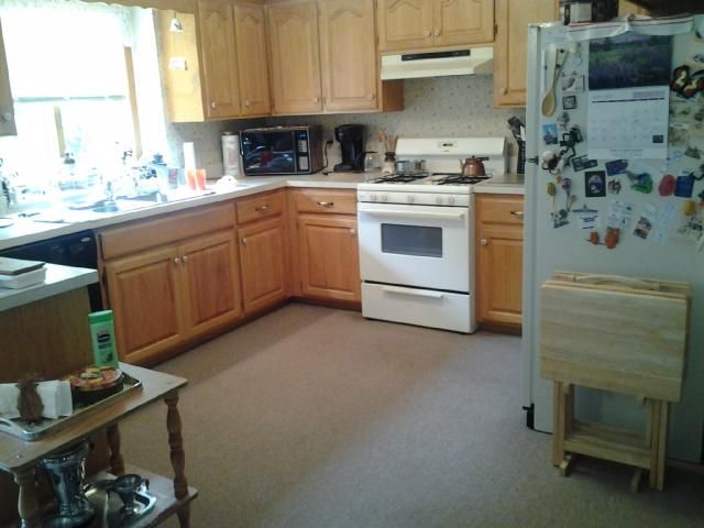 1308 Maple Ln, Pleasant Hill, MO 64080