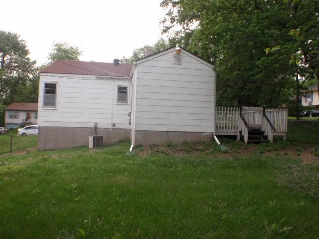 1345 E 83rd Ter, Kansas City, MO 64131