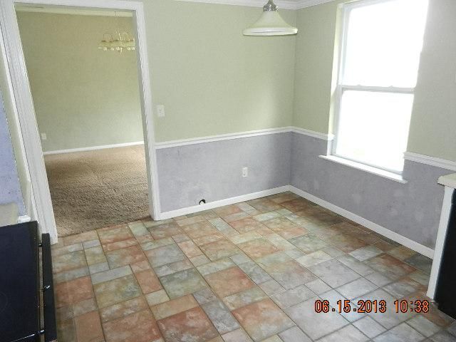 1600 E Elm Ter, Olathe, KS 66062