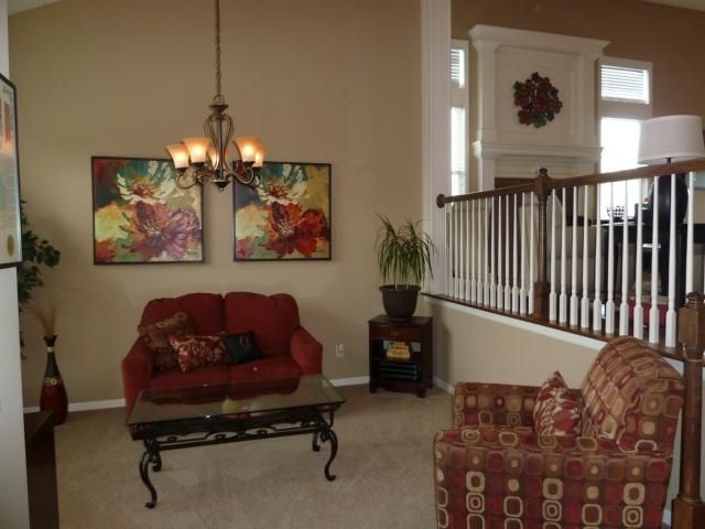 9611 N Windsor Ct, Kansas City, MO 64157
