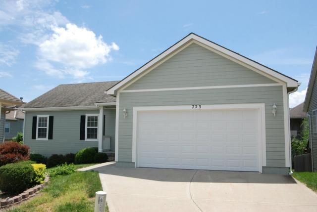 723 E 124th St, Kansas City, MO 64146