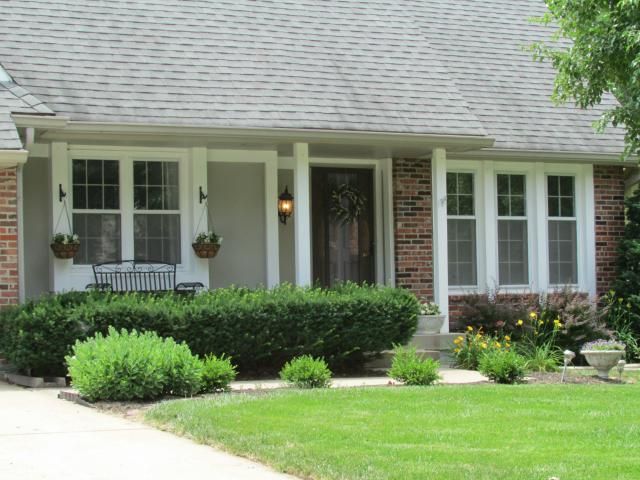 11200 Eby St, Overland Park, KS 66210