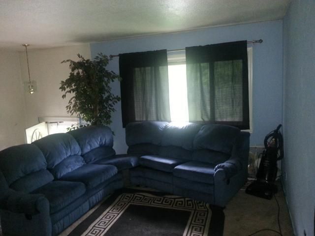 8728 E 96th Ter, Kansas City, MO 64134