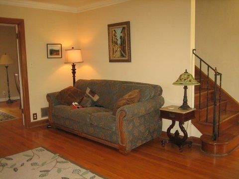 211 E 72 St, Kansas City, MO 64114