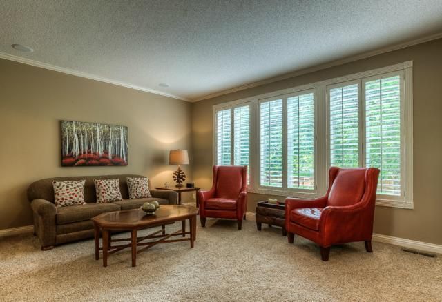 15753 Cedar St, Overland Park, KS 66224