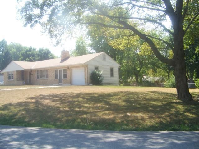 4334 Ridgeway Ave, Kansas City, MO 64133