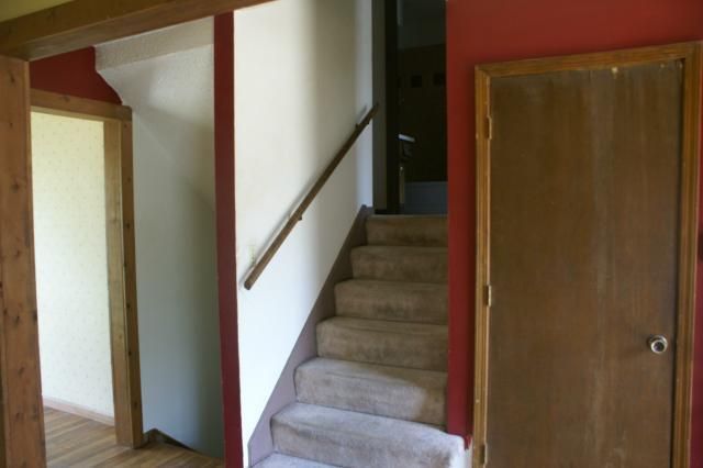 10174 Haskins St, Lenexa, KS 66215