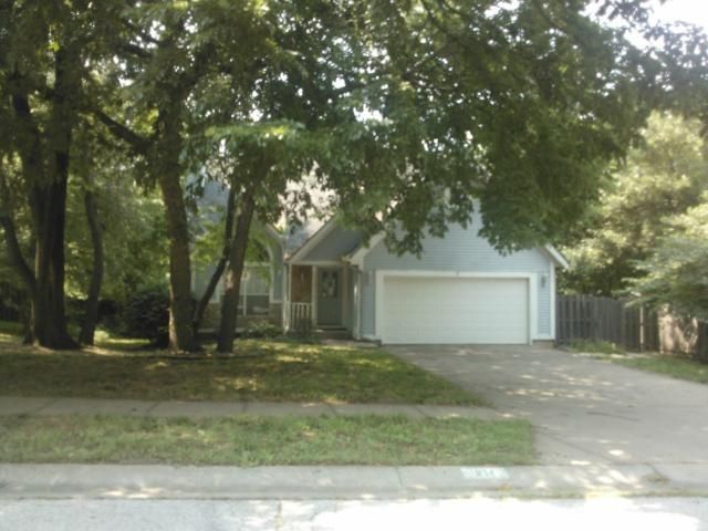 1134 E Yesteryear St, Olathe, KS 66061