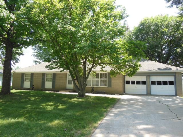 12109 E 50th Ter, Kansas City, MO 64133