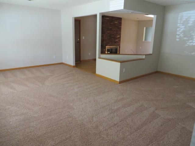 6024 W 88th Ter, Overland Park, KS 66207