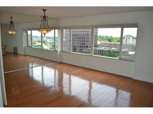 4545 Wornall #903 Rd, Kansas City, MO 64111