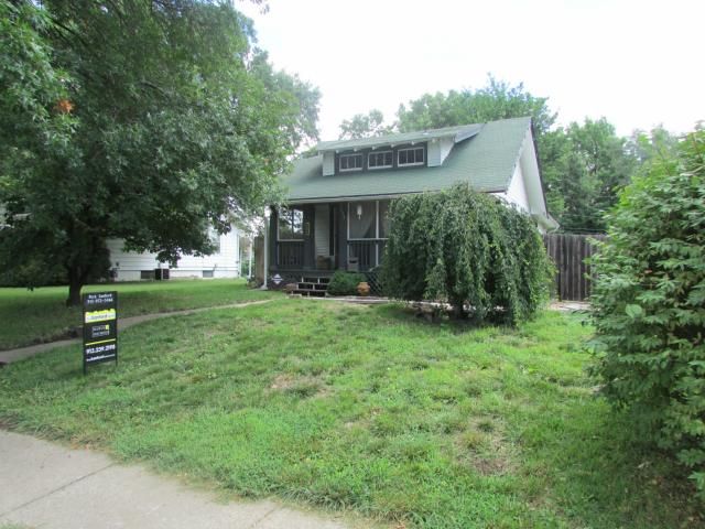 7633 Madison Ave, Kansas City, MO 64114
