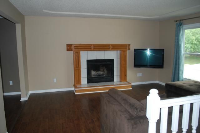 6405 W 151st Pl, Overland Park, KS 66223