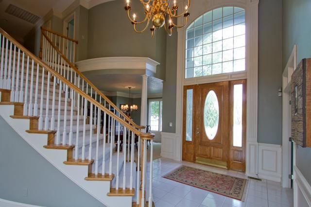 9101 W 146th St, Overland Park, KS 66221