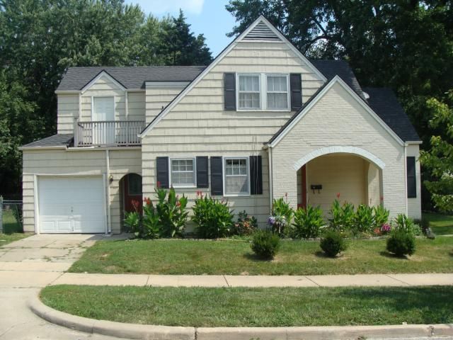 1800 E 76th St, Kansas City, MO 64131