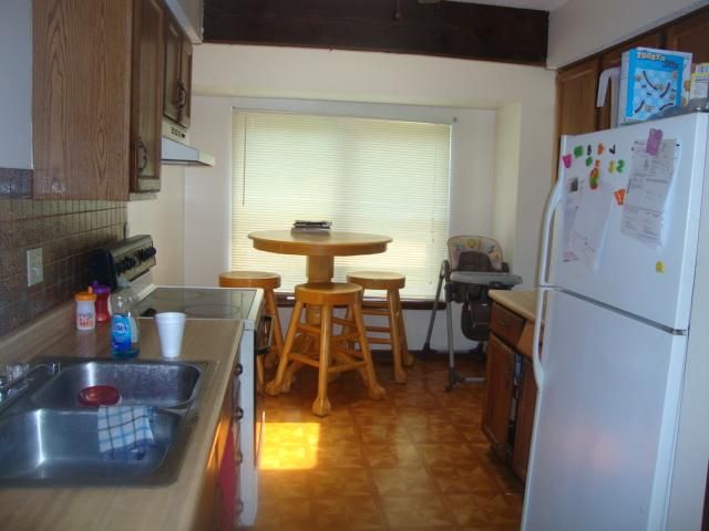 8821 E 109th Ter, Kansas City, MO 64134
