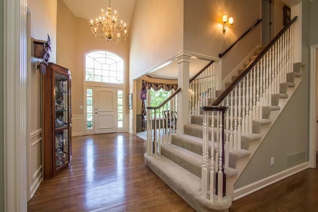 5903 W 131st St, Overland Park, KS 66209