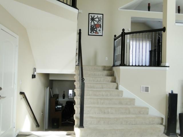 2294 W Cothrell St, Olathe, KS 66061