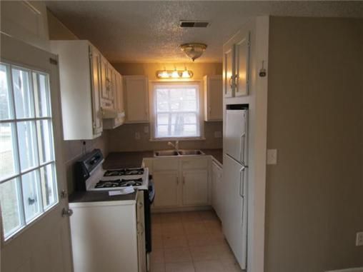 11408 E 59th St, Raytown, MO 64133