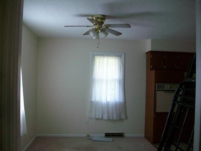13012 E 50th Ter, Independence, MO 64055