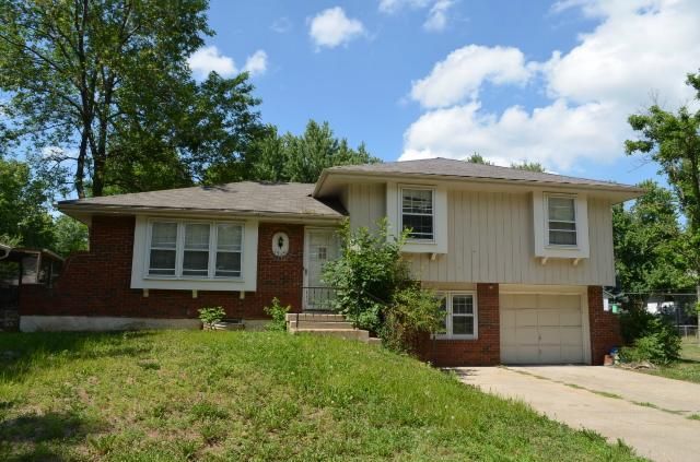 7920 E 117 St, Kansas City, MO 64134