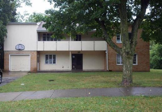107 E Southside Blvd, Independence, MO 64055