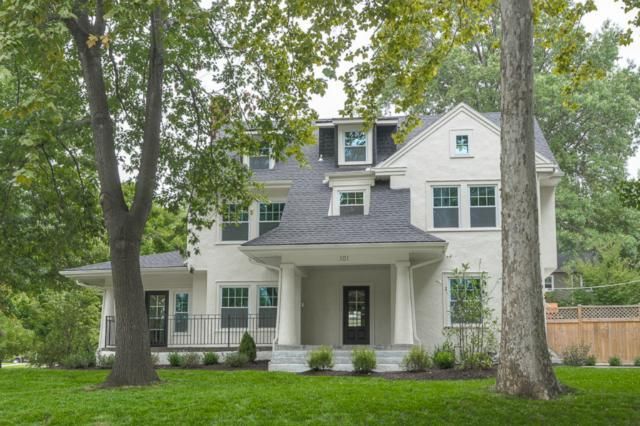 101 Morningside Dr, Kansas City, MO 64113