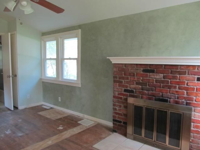 4411 S Lane St, Olathe, KS 66061