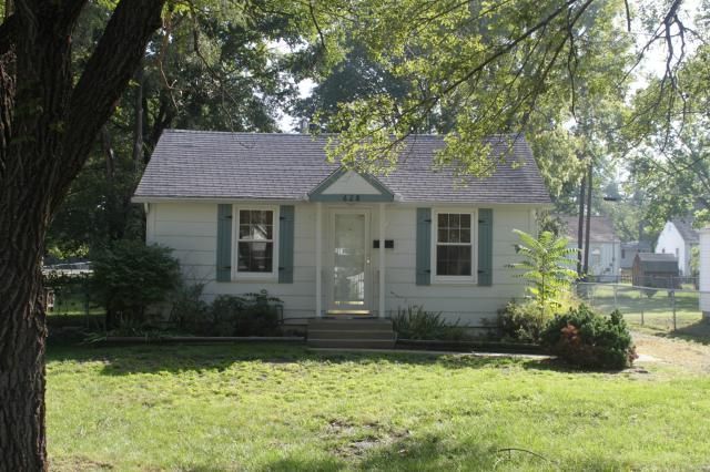 628 S Cherry St, Olathe, KS 66061