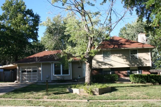 8508 E 106th St, Kansas City, MO 64134