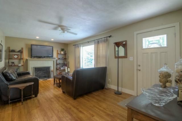 7028 Riggs St, Overland Park, KS 66204
