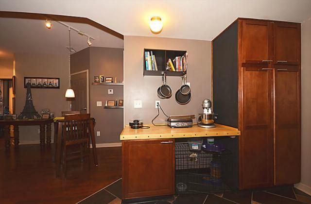 200 E 43rd Unit #302 St, Kansas City, MO 64111