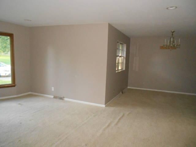 9100 E 51 Ter, Kansas City, MO 64133