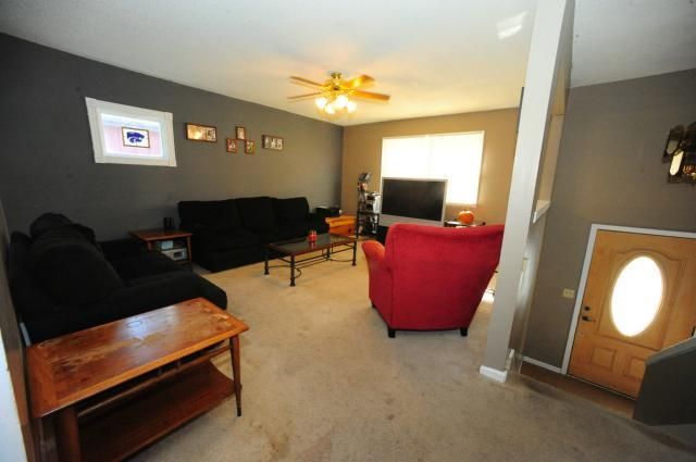 604 E Ottawa St, Paola, KS 66071