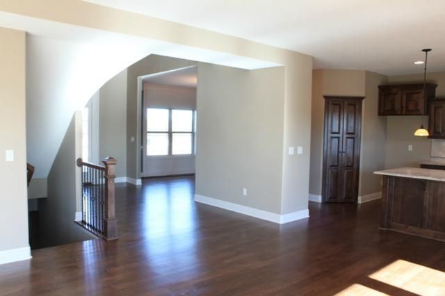4605 NW Montebella Dr, Riverside, MO 64150
