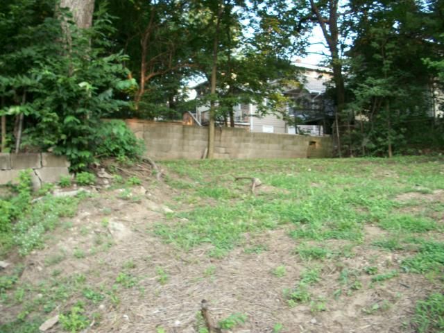 5015 Paseo Blvd, Kansas City, MO 64110