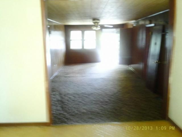 8600 Pershing Rd, Kansas City, MO 64138