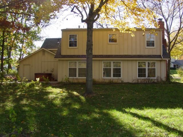 1424 Lawrence Ave, Lawrence, KS 66049
