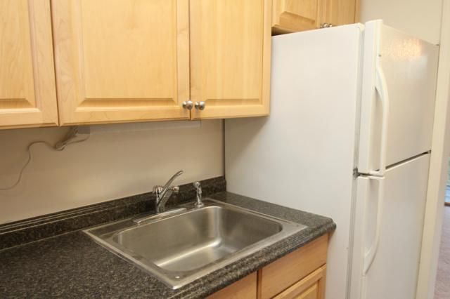 5016 Grand Ave #D, Kansas City, MO 64112