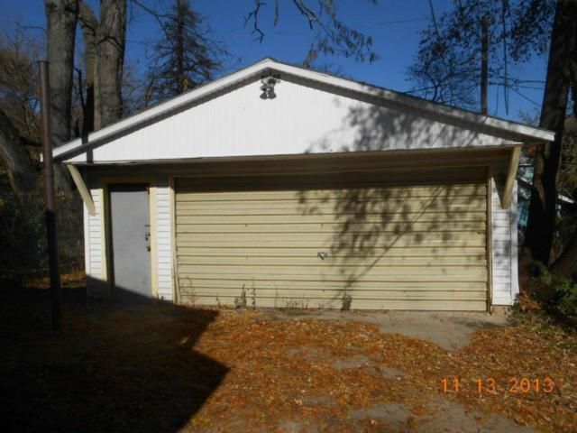 1944 E 71st Ter, Kansas City, MO 64132