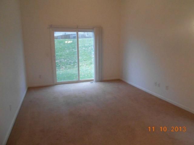 3630 85th St, Kansas City, MO 64154
