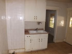 1406 Ewing Ave, Kansas City, MO 64126