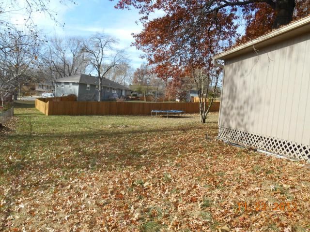 3816 Queen Ridge Ave, Independence, MO 64055