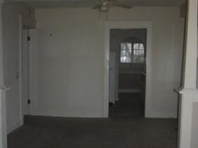 900 S Cedar Ave, Independence, MO 64053