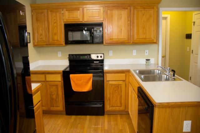 1202 Eder Ct, Eudora, KS 66025
