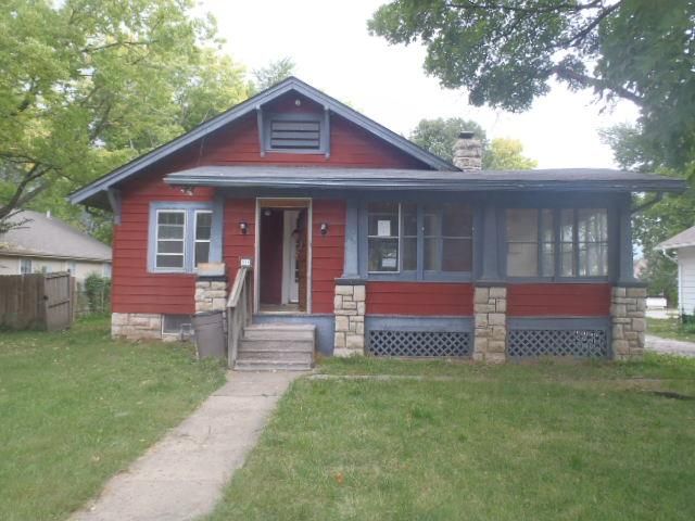 538 E Park St, Olathe, KS 66061
