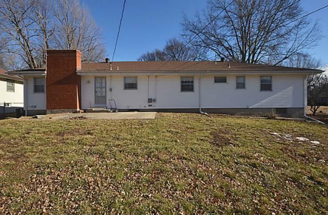 7510 Maple Ln, Raytown, MO 64138