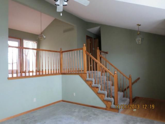 9802 NW 87th Ter, Kansas City, MO 64152